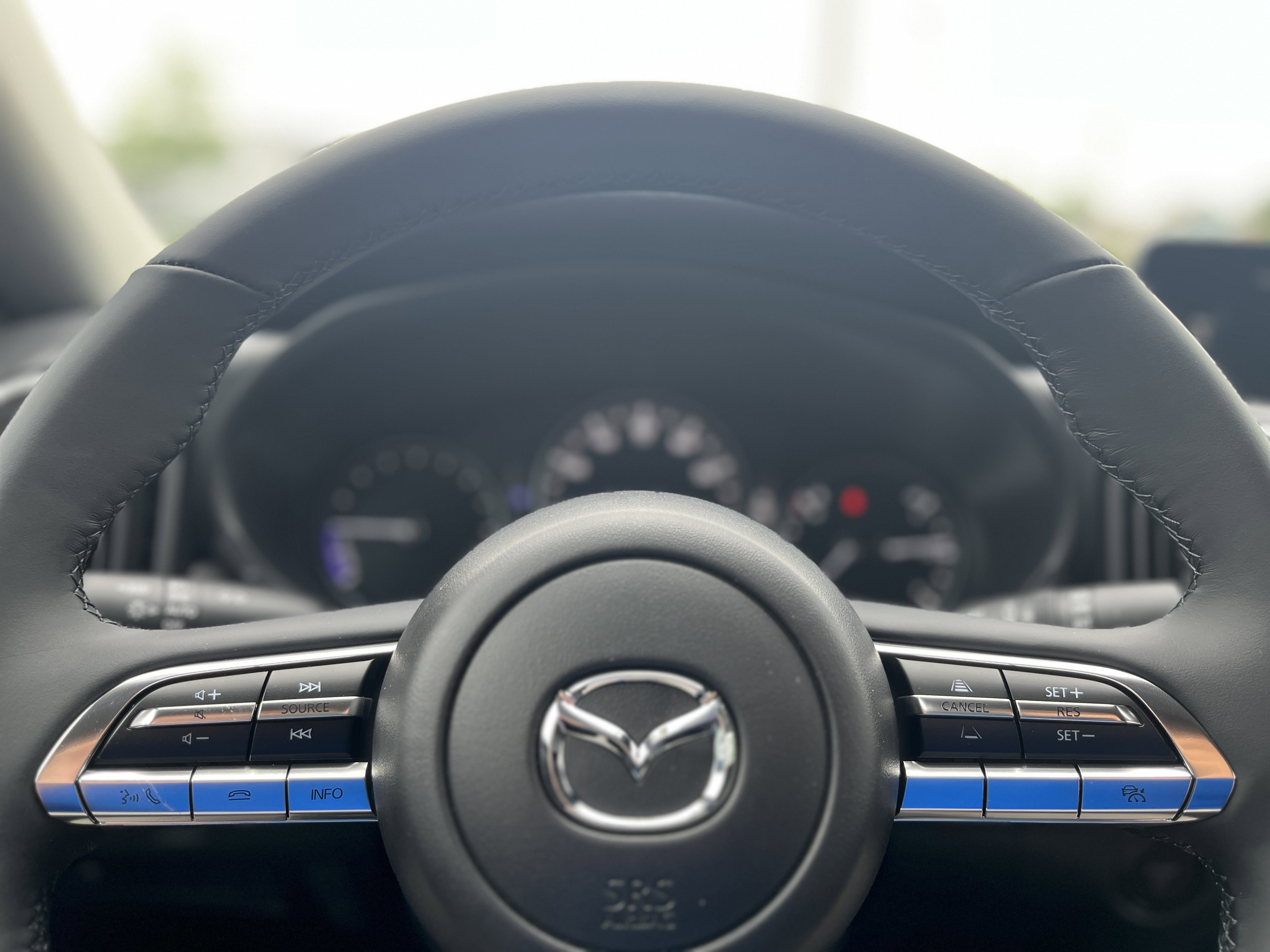 2025 Mazda CX-50 Preferred photo 3