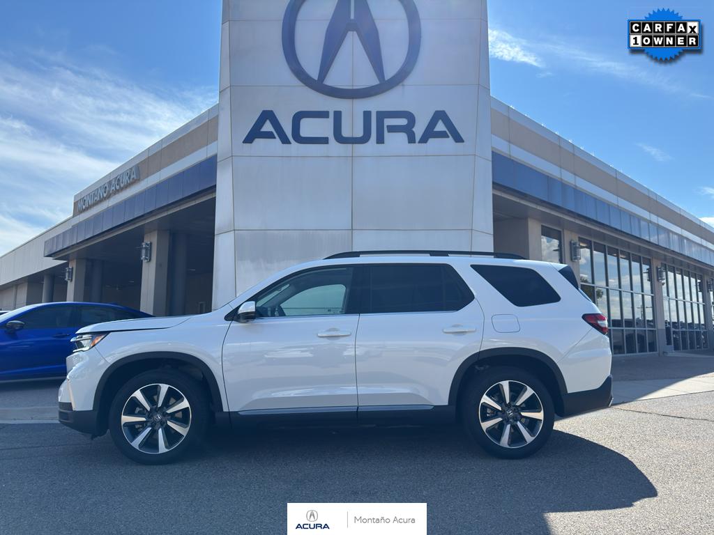 2025 Honda Pilot Elite's photo