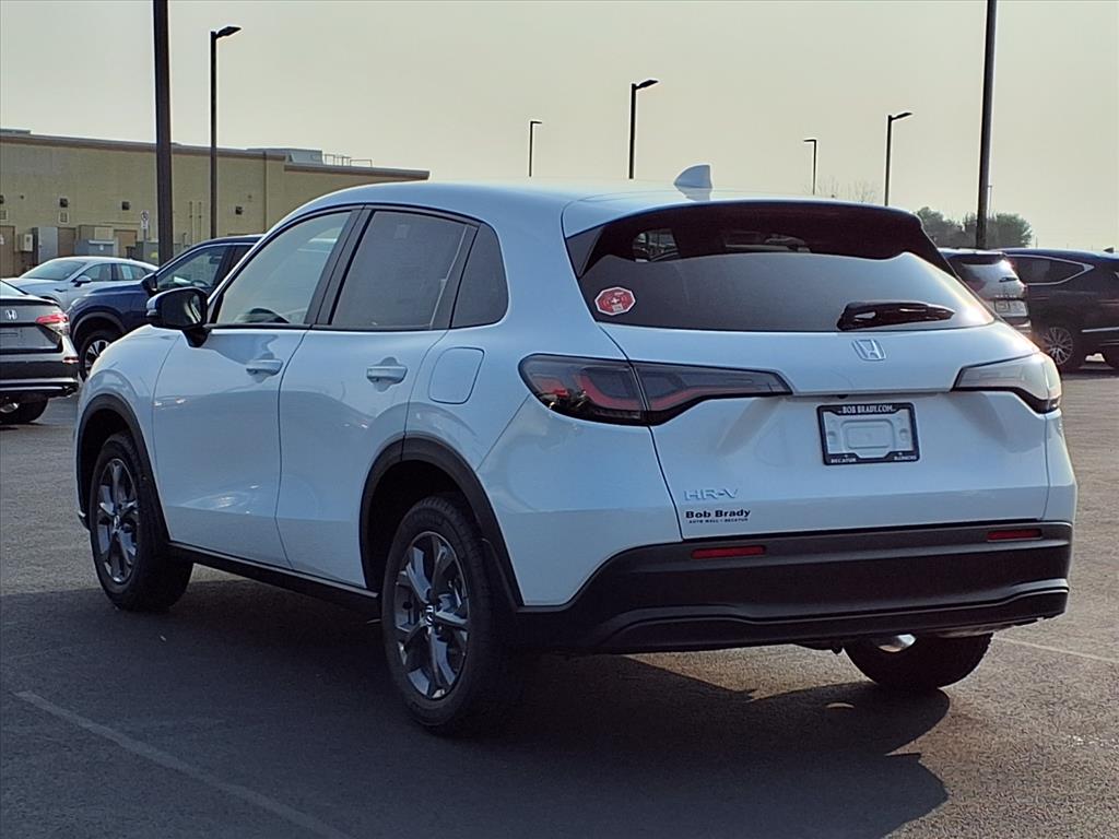 2026 Honda HR-V LX photo 12