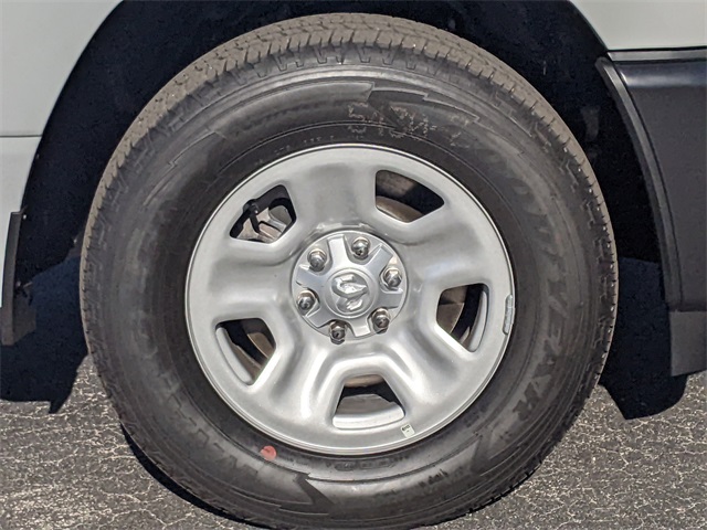 2025 Ram 1500 Tradesman photo 7