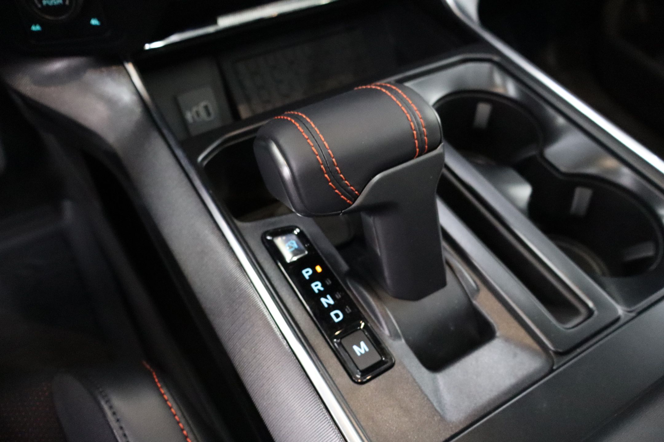 2025 Ford F-150 Raptor photo 3