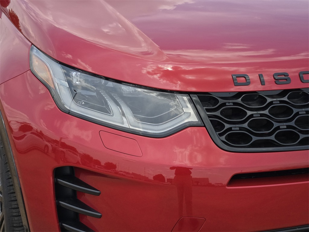 2025 Land Rover Discovery Sport SE photo 8