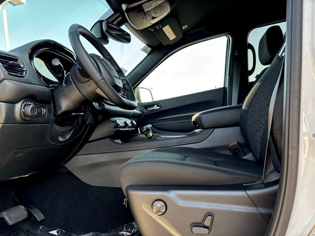 2025 Dodge Durango GT photo 11