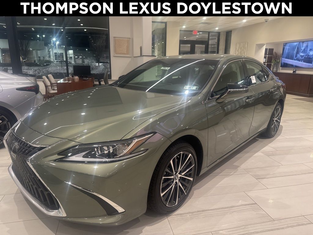 2025 Lexus ES