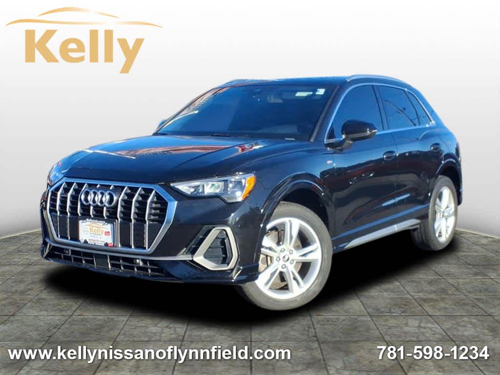 2022 Audi Q3 S Line Premium's photo