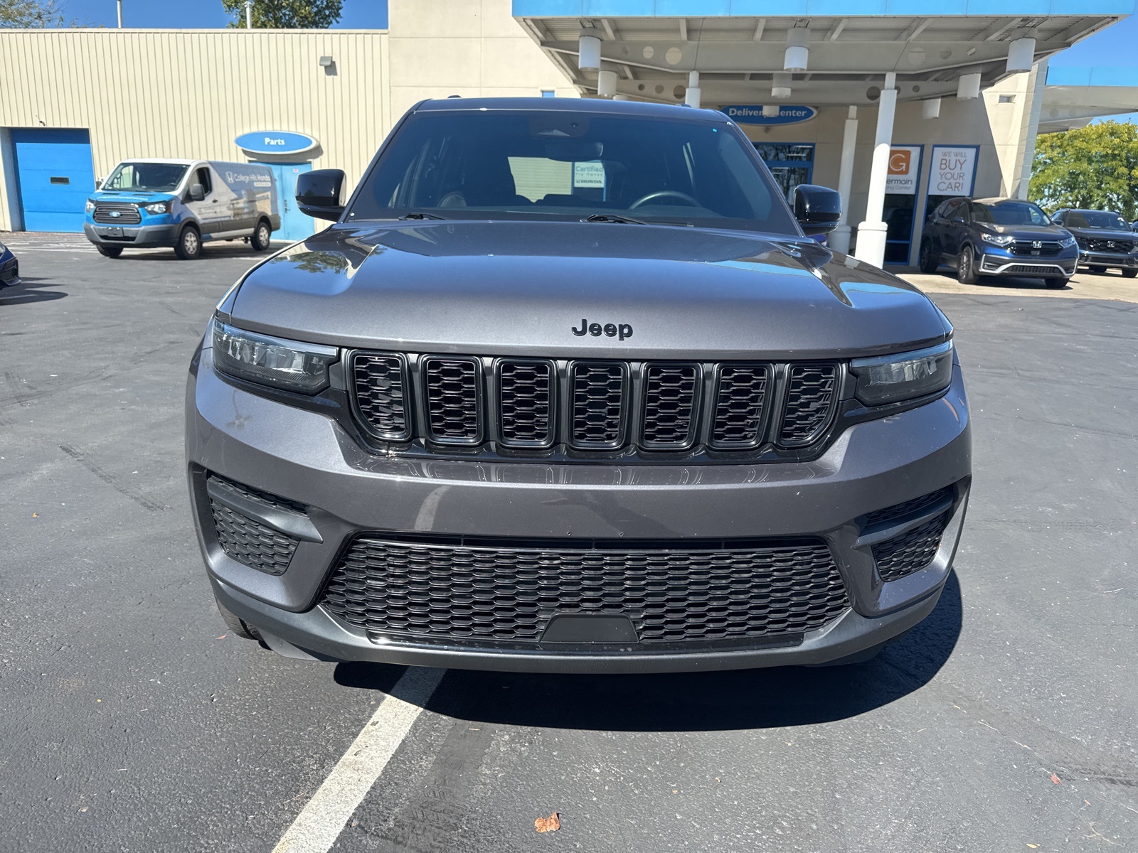2022 Jeep Grand Cherokee Altitude photo 2