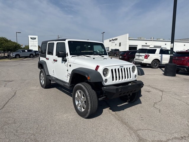 2014 Jeep Wrangler Unlimited Sport photo 2