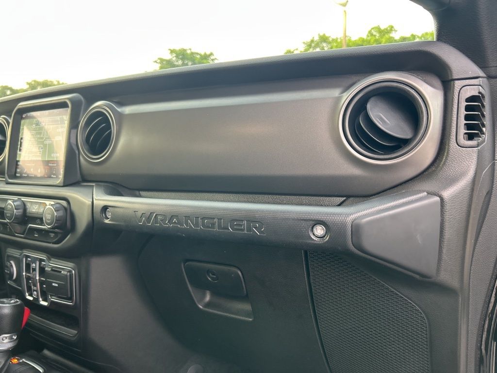 2023 Jeep Wrangler Willys photo 22