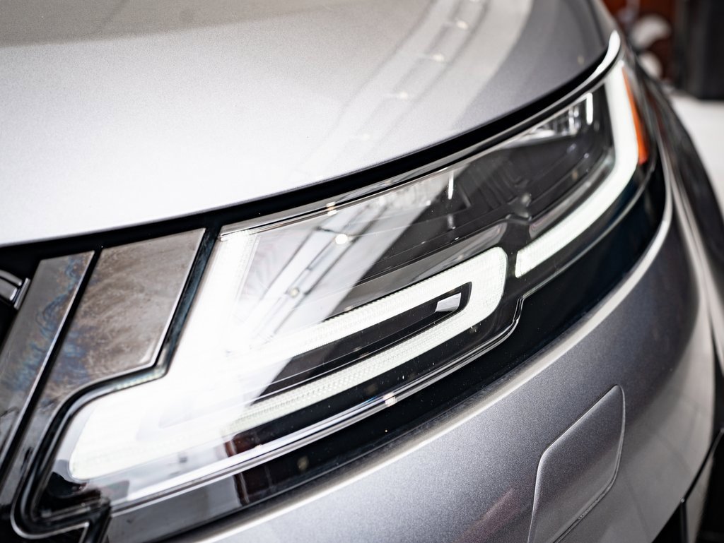 2022 Land Rover Range Rover Evoque SE photo 14