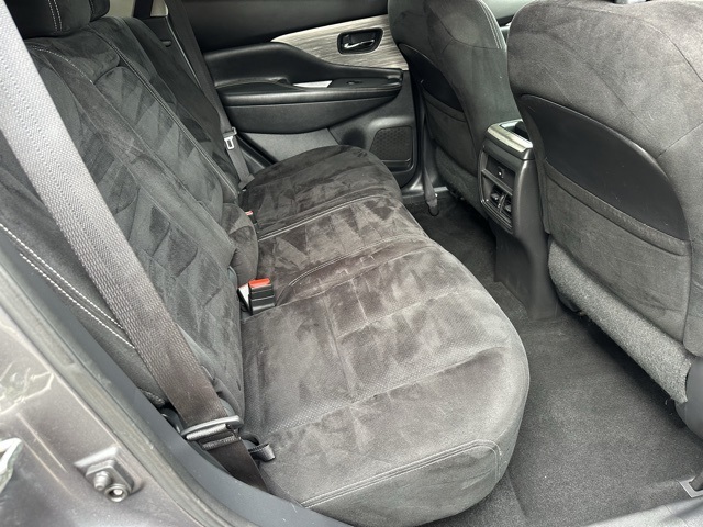 2017 Nissan Murano S photo 18