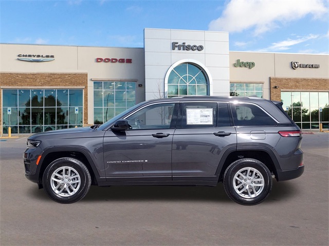 2025 Jeep Grand Cherokee Laredo Altitude photo 5