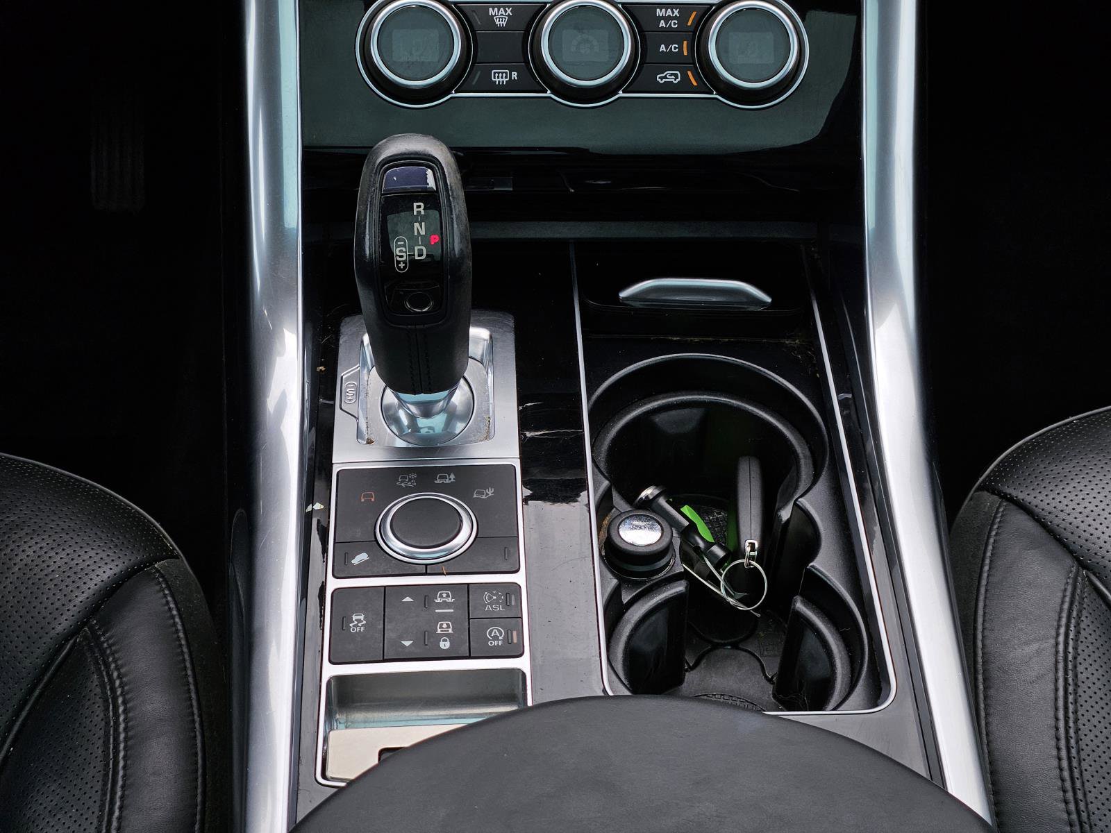 2016 Land Rover Range Rover Sport SuperCharged HSE photo 33