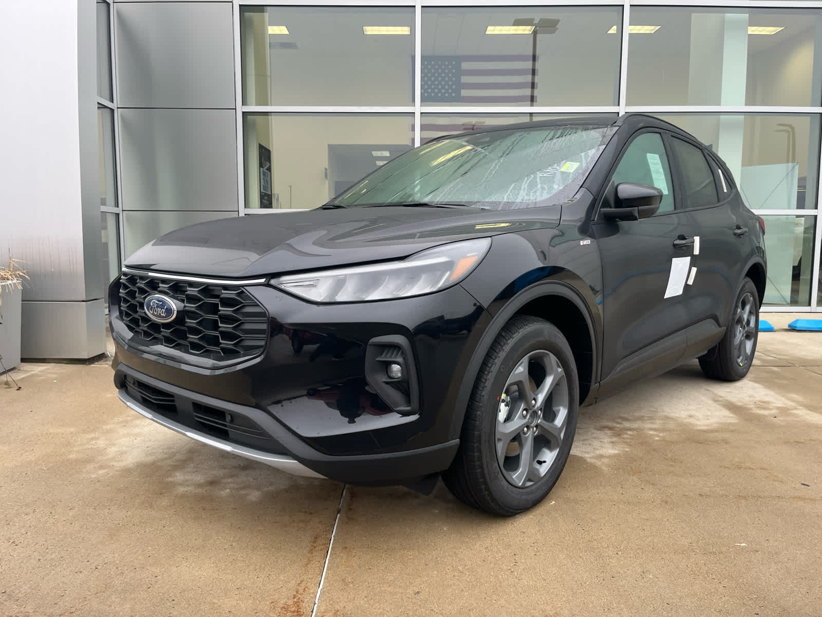 2026 Ford Escape ST-Line Select photo 2