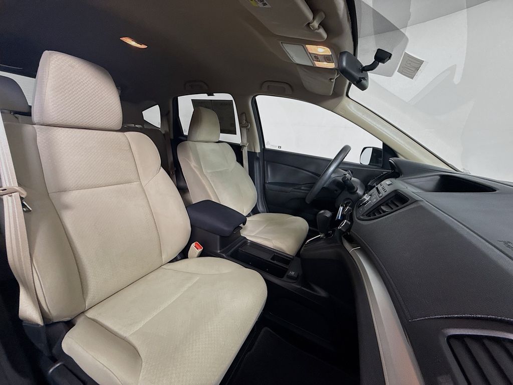 2016 Honda CR-V SE photo 25