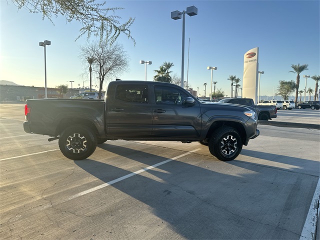 2023 Toyota Tacoma SR photo 4