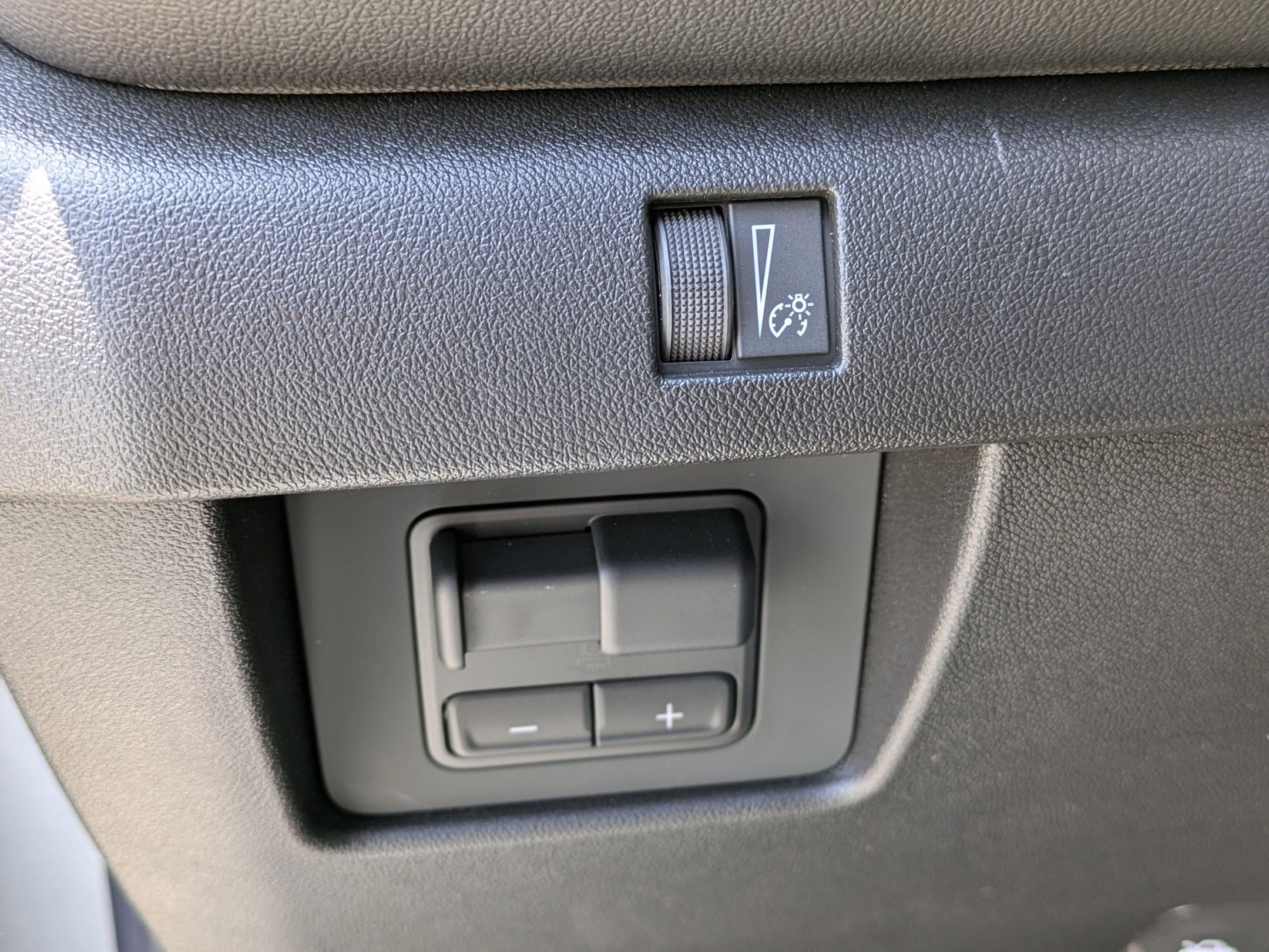 2025 Chevrolet Colorado Work Truck LT photo 23
