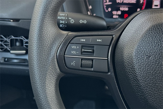 2025 Honda Accord SE photo 23