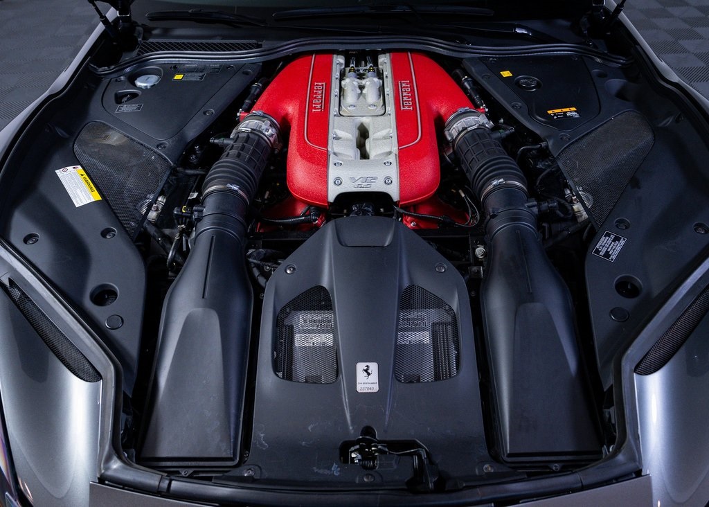 Certified Used 2018 Grigio Silverstone Metallic Ferrari Base image 26