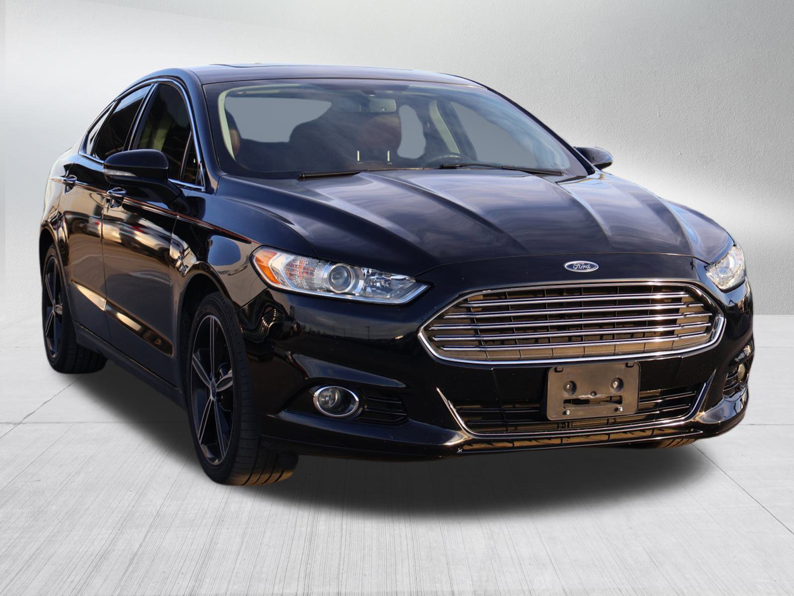 2016 Ford Fusion Titanium's photo