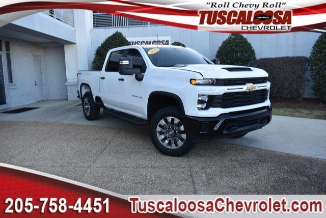 2025 Chevrolet Silverado 2500HD Custom's photo