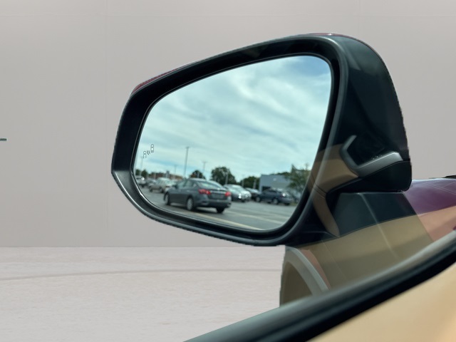 2021 Toyota RAV4 XLE photo 26