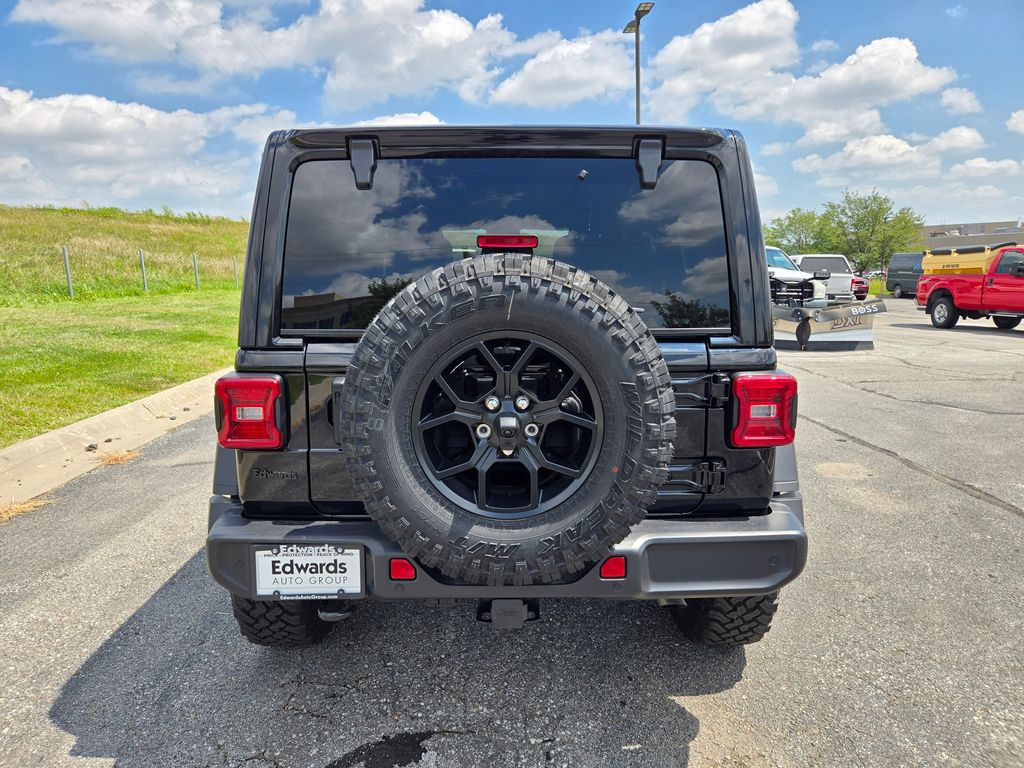 2025 Jeep Wrangler Willys photo 4