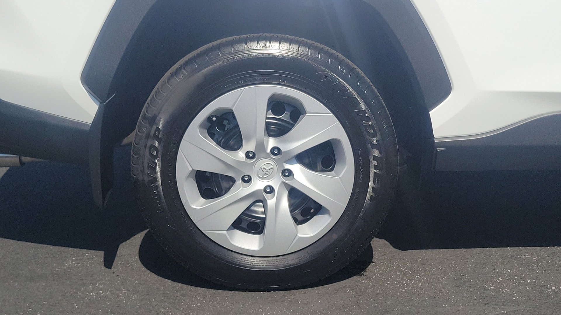 Used 2024 White Toyota LE image 7