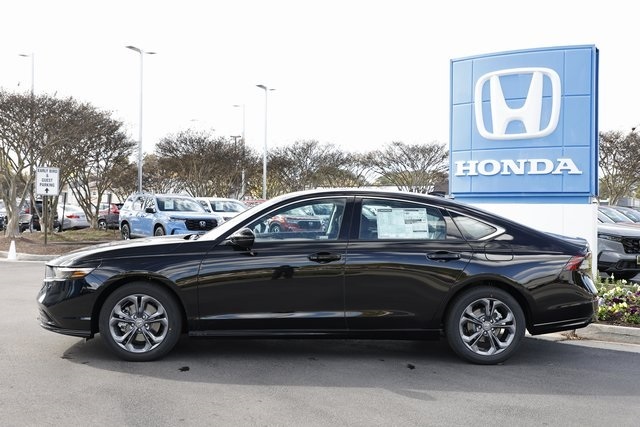 2025 Honda Accord Hybrid EX-L photo 3