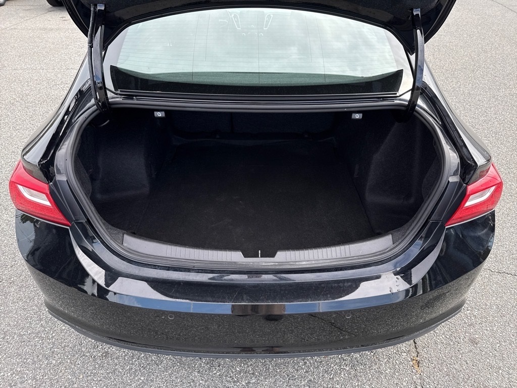 2024 Chevrolet Malibu 1LT photo 8