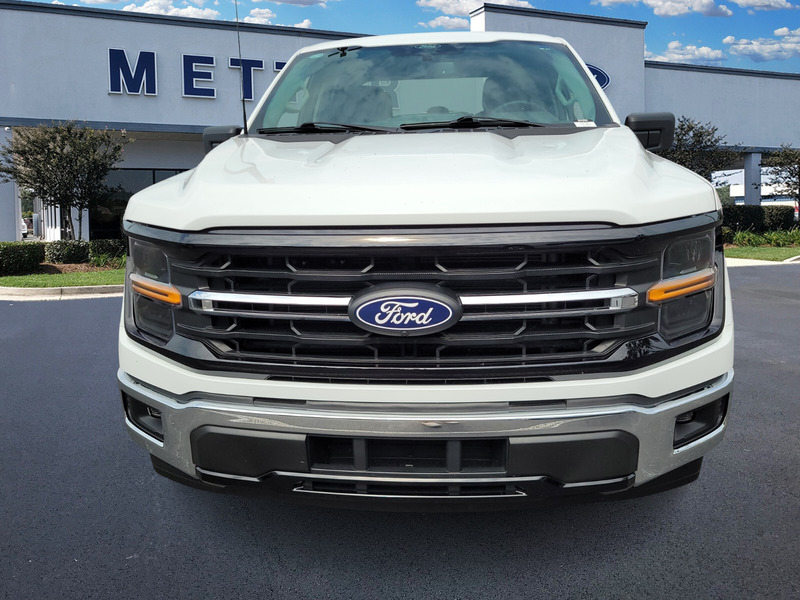 2024 Ford F-150 XLT photo 2