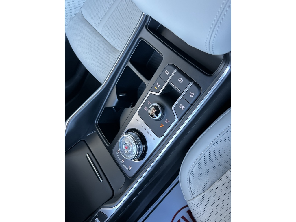 2025 Kia Sorento Hybrid EX photo 19