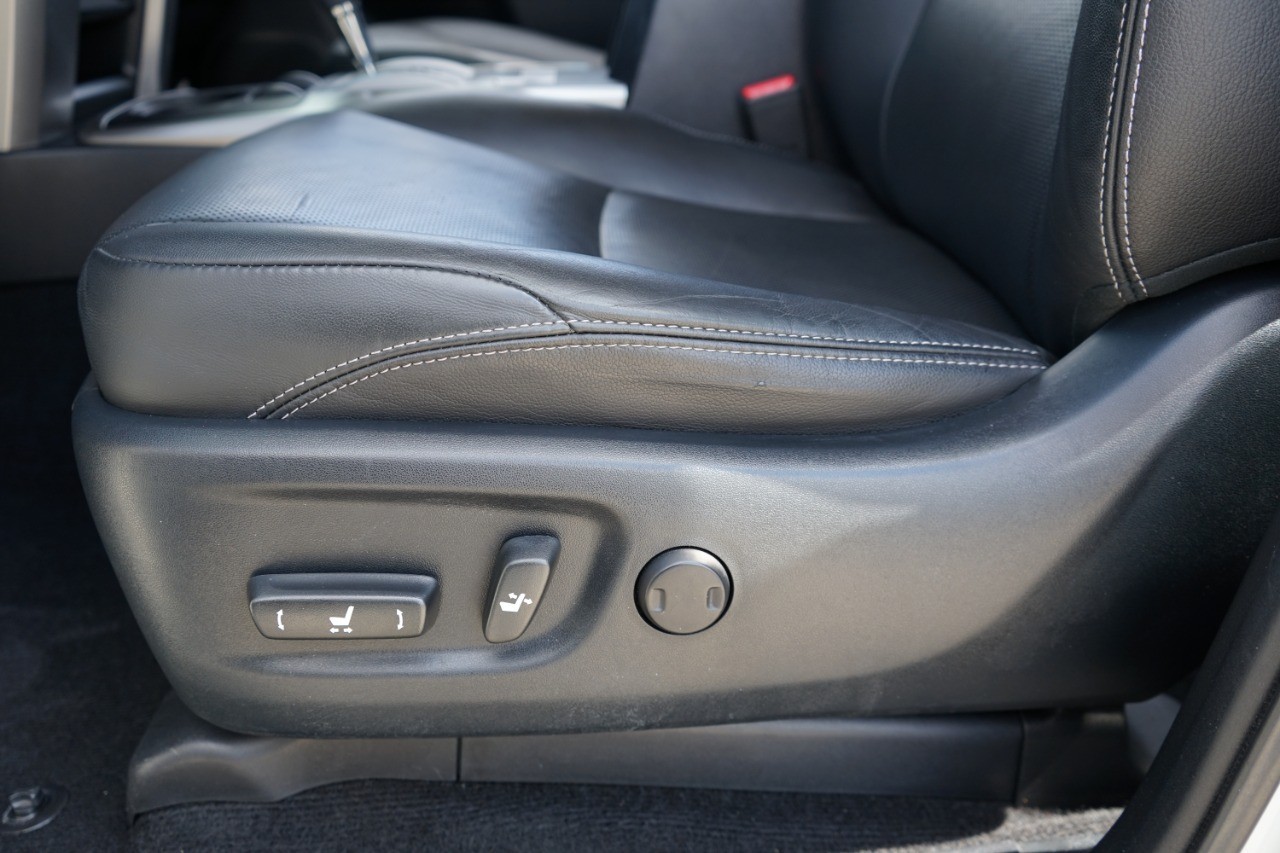 2019 Toyota 4Runner Limited photo 23