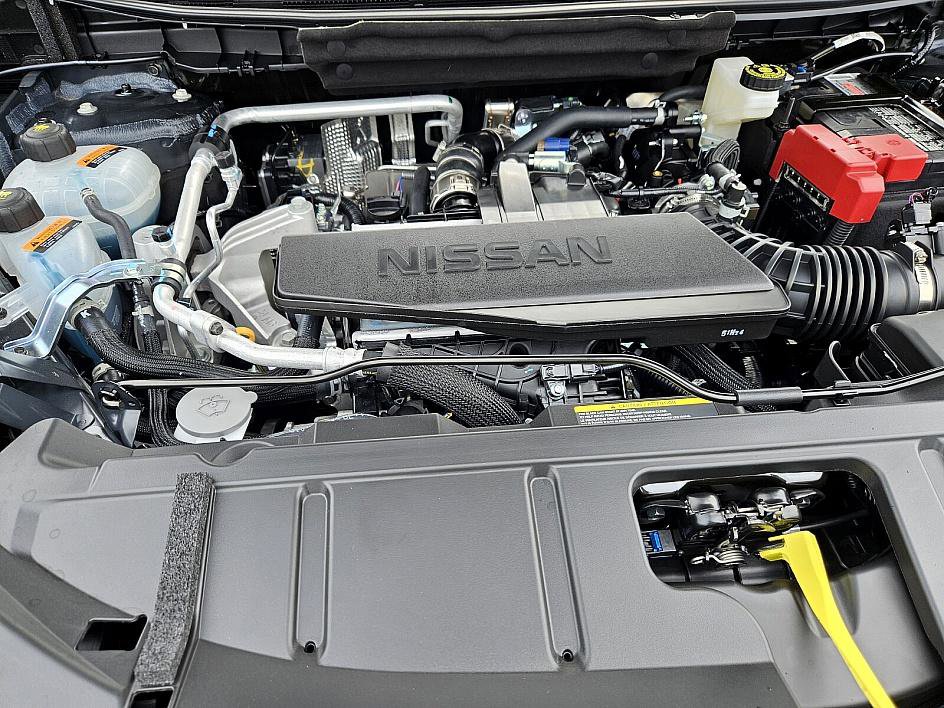 2026 Nissan Rogue SV photo 15
