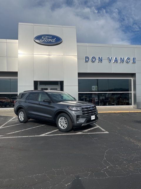 2026 Ford Explorer Active's photo