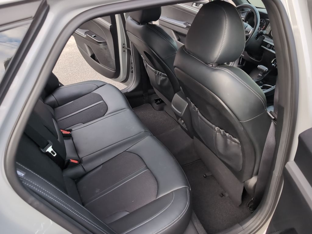 2024 Kia K5 GT-Line photo 13