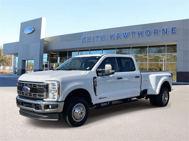 2024 Ford F-350 XLT photo 3