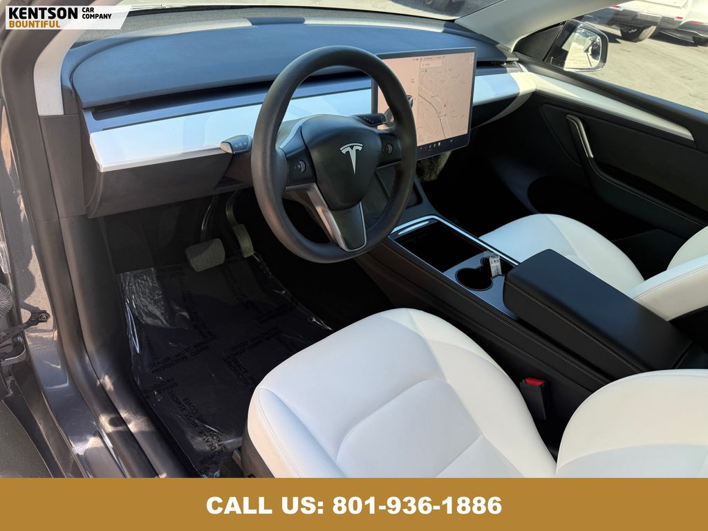 2023 Tesla Model Y Long Range photo 26
