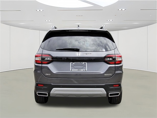 2025 Honda Pilot Touring photo 4