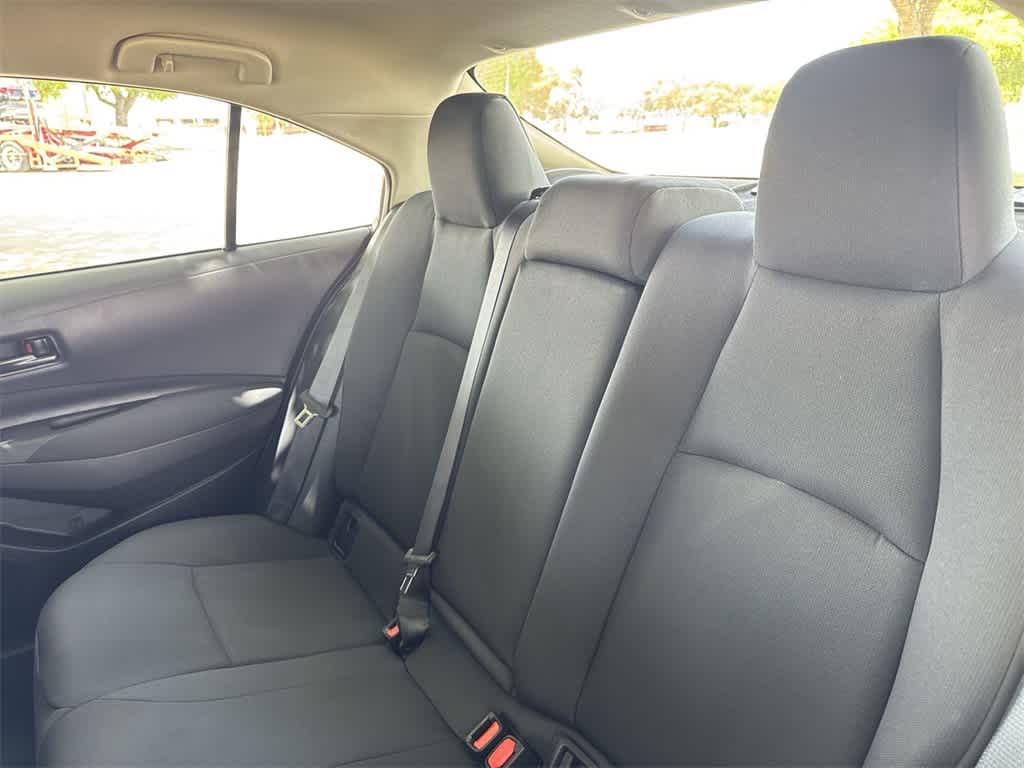 2022 Toyota Corolla LE photo 20
