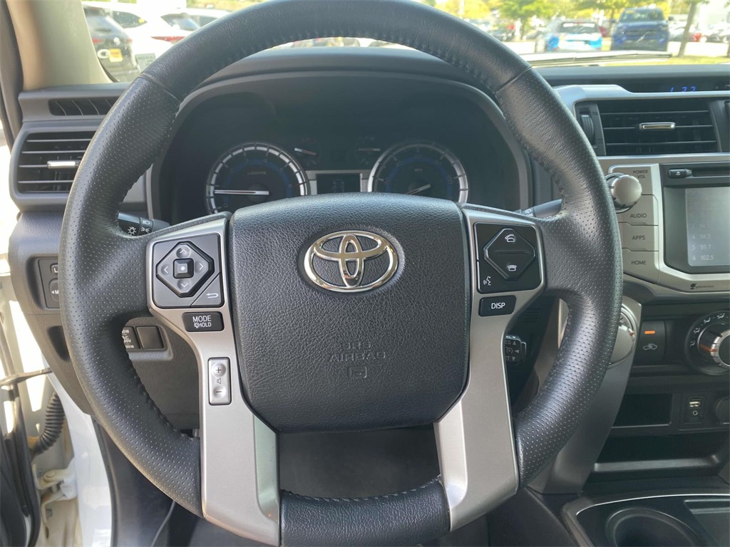 2018 Toyota 4Runner SR5 photo 26