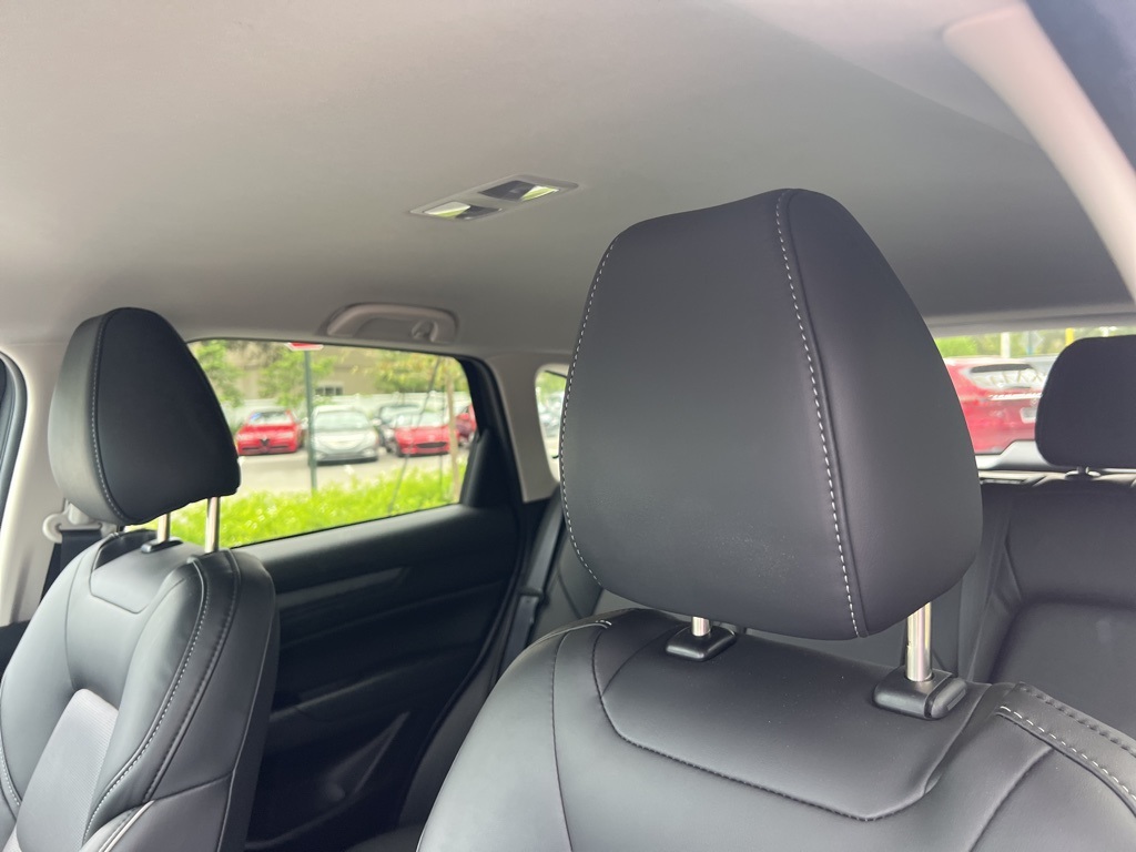 2025 Mazda CX-5 2.5 Select photo 17