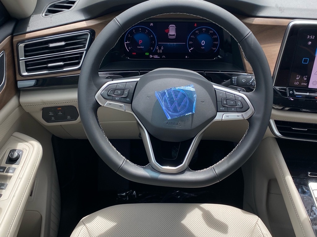 2025 Volkswagen Atlas SE Technology photo 4