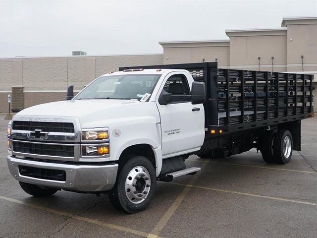 2024 Chevrolet Silverado WT's photo