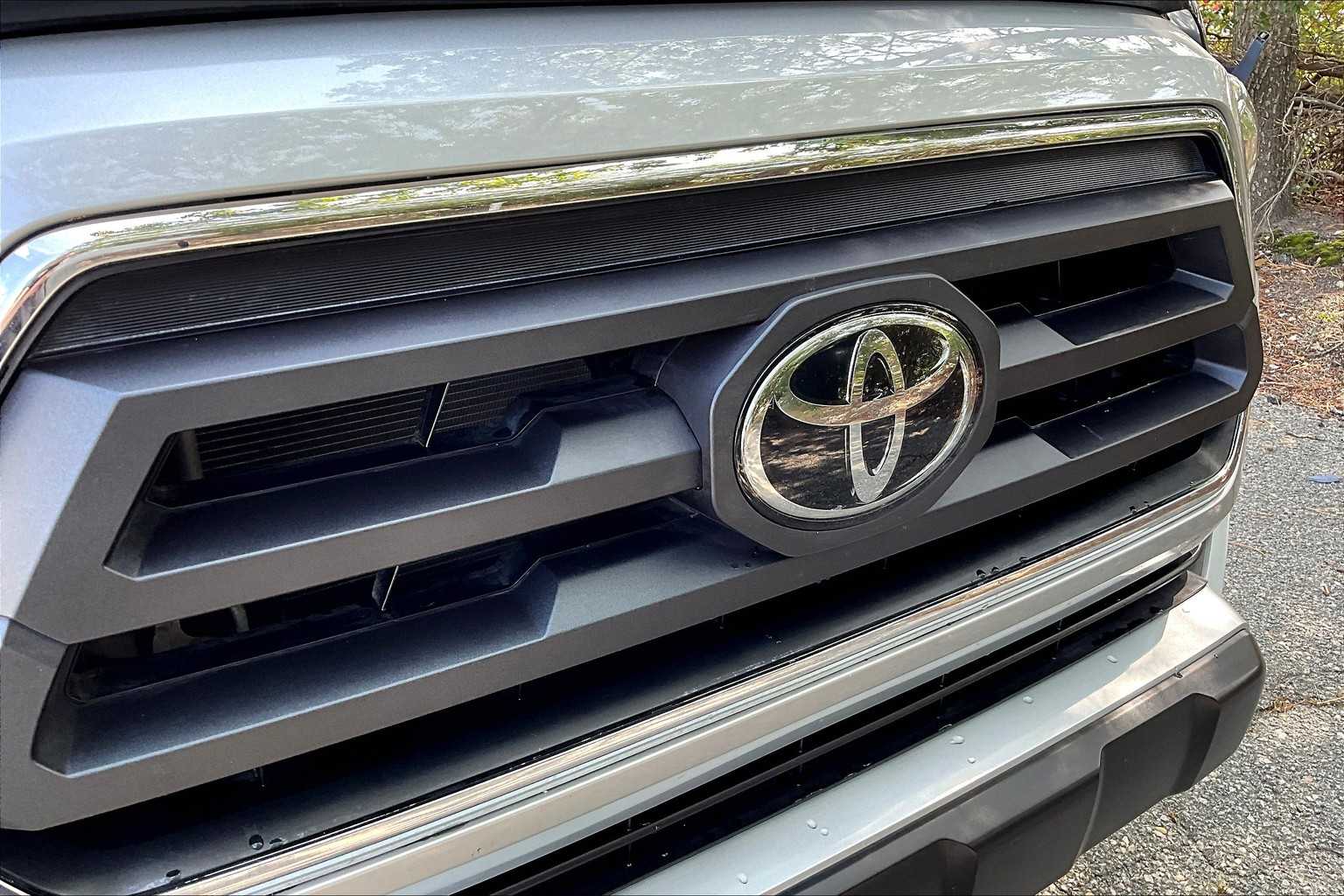 2023 Toyota Tacoma SR5 4x4 Access Cab photo 26