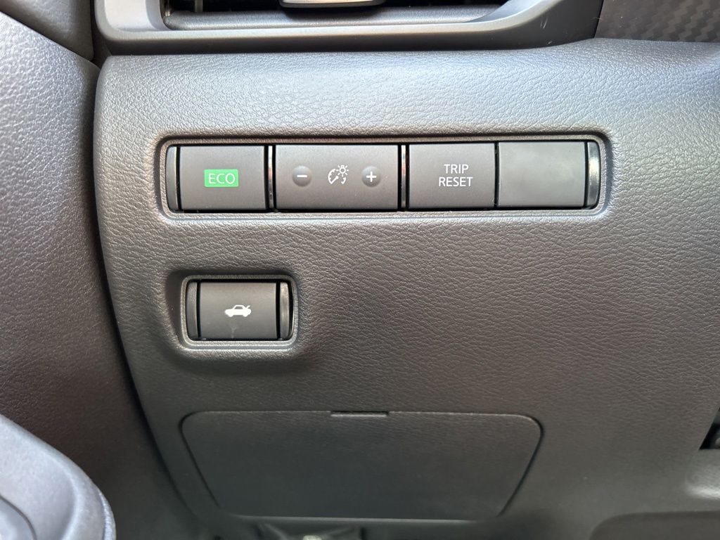 2025 Nissan Sentra S photo 23