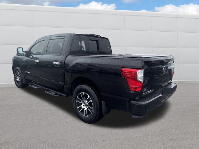 2021 Nissan Titan SV photo 3