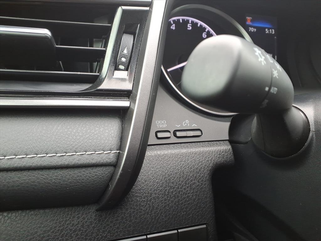 2023 Toyota Camry SE photo 25
