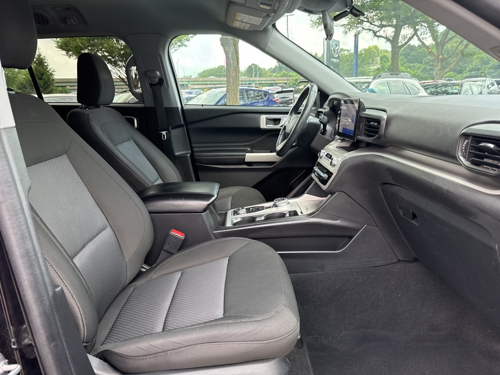 2022 Ford Explorer XLT photo 30