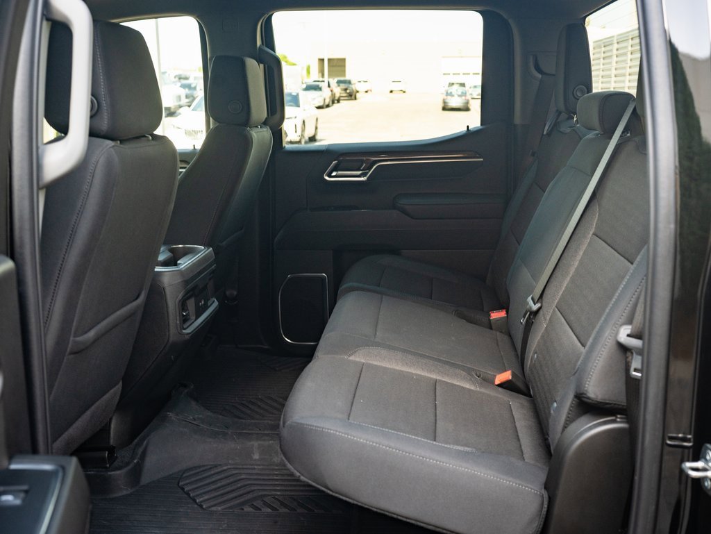 2024 Chevrolet Silverado 1500 RST photo 32