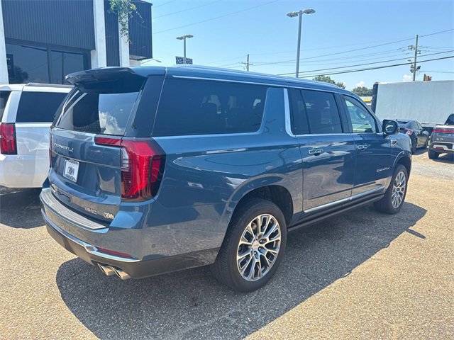 2025 Gmc Yukon XL Denali photo 3
